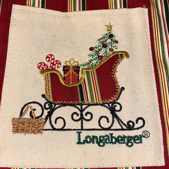 Longaberger Holiday Embroidered & Lined Gift Bag Front Pocket- 7-3/4”x4-1/2”x9” - Picture 2 of 11